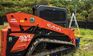 Tracked Loader 75-80 HP 1