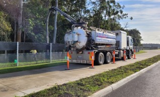 4000-10,000L Vacuum Excavation Trucks 1