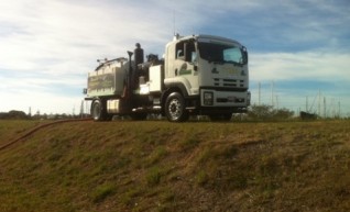 Vacuum Excavation Truck- 7,000L 1