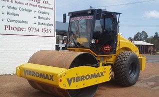 Vibromax VM 116D Roller 1