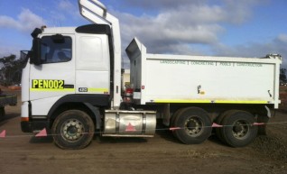 Volvo 10 tonne tipper 1