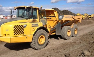 Volvo a25d dump truck 1