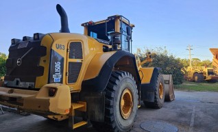 Volvo L150G Loader 1