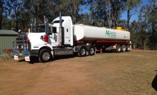 Water tanker - 32,000L 1