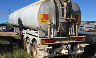 Water Tanker Trailer - 30,000L 1