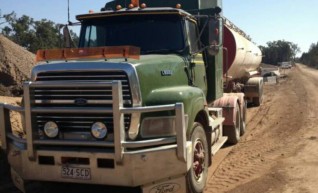 Water Truck - Semi Tanker 33,000L 1