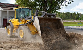 Wheeled Loader L90F 1