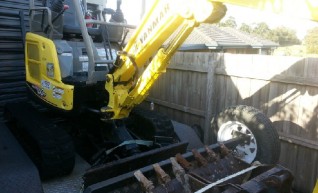 Yanmar Excavator Vio17 1.7t machine 1