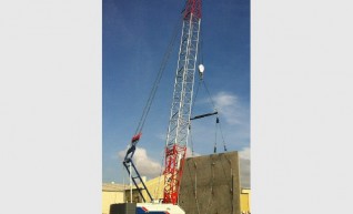 ZOOMLION QUY80 CRAWLER CRANE 1