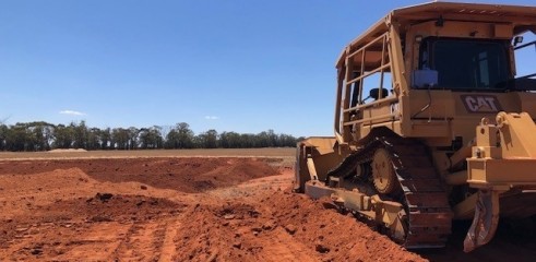 Dozer D6TXL w/operator 3