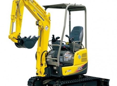 1.7T Yanmar Mini Excavator 1