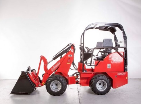 1.8T MACKS 227 Wheel Loaders 2