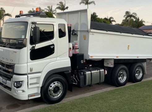 10M Tippers