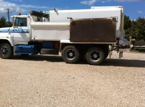 12,000L Water truck 2