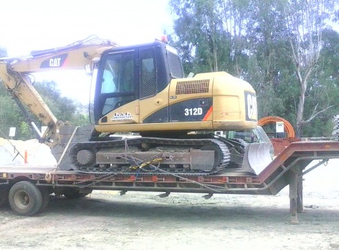 12 tn excavator & tipper 1