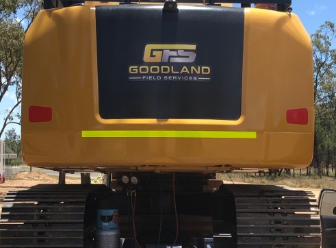 12t Excavator 4