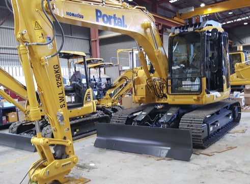 13T Komatsu Excavator 1