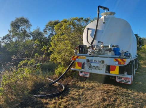 14,000 Litre Water Truck 2