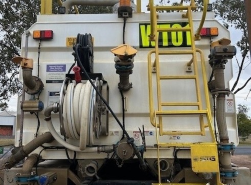 15KL Water Truck 4