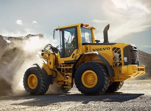 15T Volvo L90F Wheel Loader 1