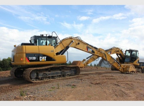 16-30 Tonne Excavators 2