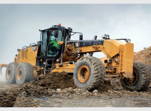 16M Grader with GPS - mine spec 1