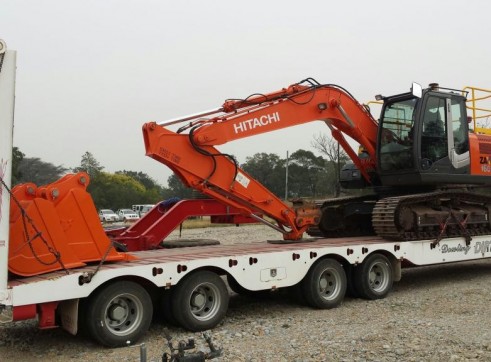 16T Excavator 1