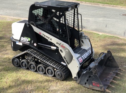 1.6T Posi-Track, Bobcat, Skid Steer. Tight access machines