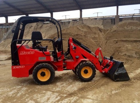 2.7T MACKS 350 Wheel Loader 2