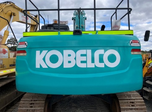 20T Kobelco Excavator 1