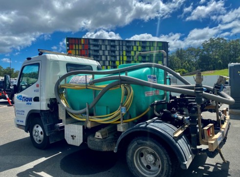 2,000 Litre Mini Water Truck 2