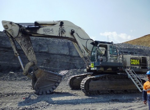 2004 LIEBHERR 120T EXCAVATOR 2