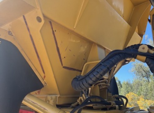 2005 Caterpillar 740 Moxy 6