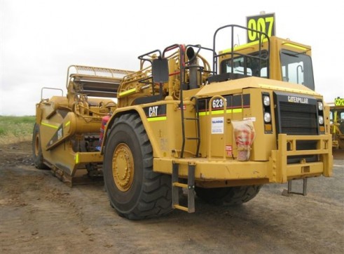 2007 Cat 623G Scraper 3