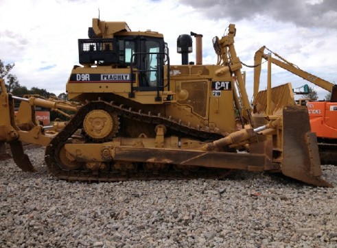 2009 Caterpillar D9R Dozer 1