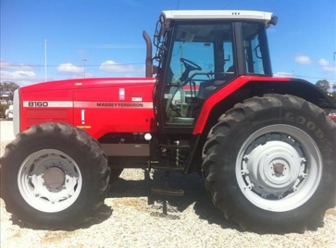 200hp Massey Ferguson 8160 1