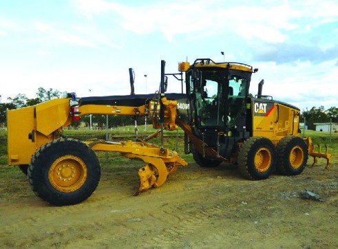 2010 Caterpillar 140M - Bundy