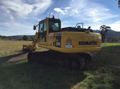 2011 Komatsu PC200-8NI 3