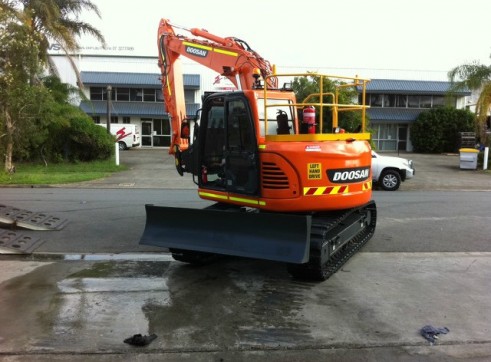 2012/2013 Doosan DX140 LCR 14t Excavator AVAILABLE NOW 1