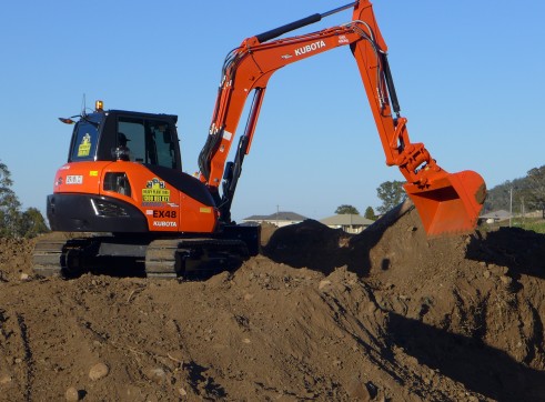 2014 Kubota KX080-3 Excavator (Tilt Hitch) 2