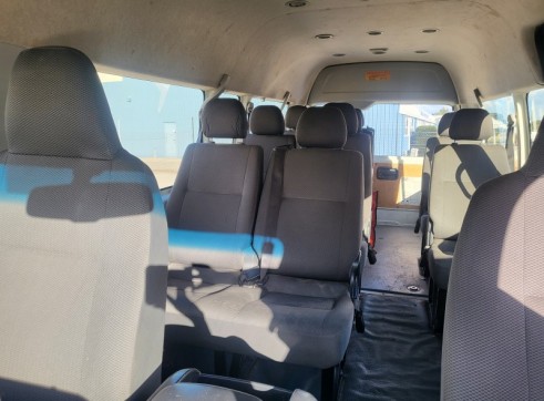2017 Toyota 4X4 Bus 5
