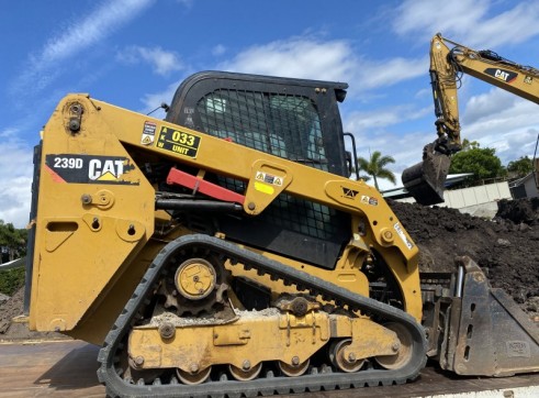 70HP 2020 Cat 239D Posi-track 1