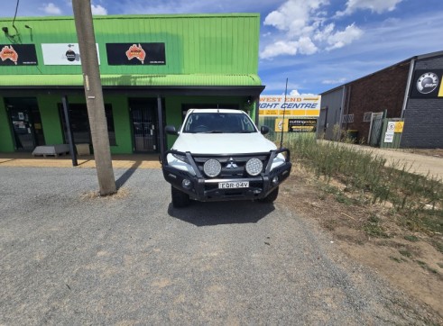 2021 Mitsubishi triton 7