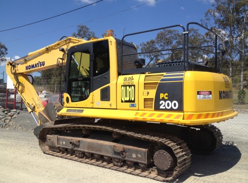 20T Excavator- Komatsu