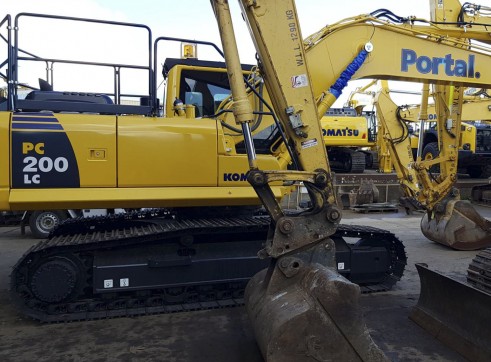 20T Komatsu Excavator 1