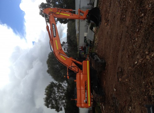 22 Doosan DX225LC Excavator