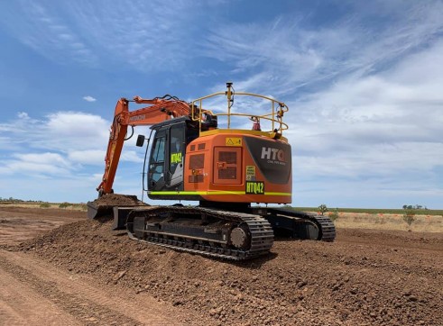 22 Tonne Hitachi Excavator