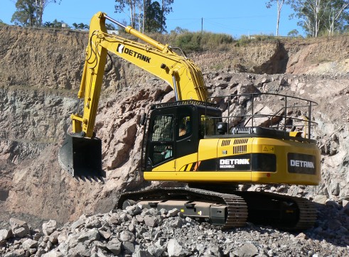 22T Detank Excavator 2