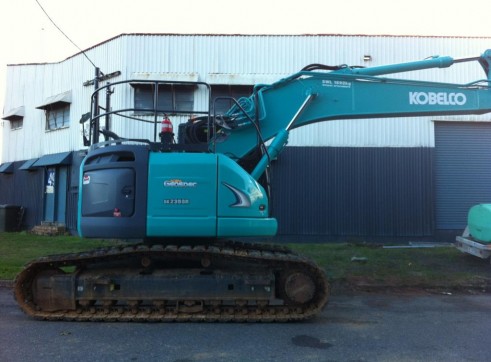 23 ton excavator 2