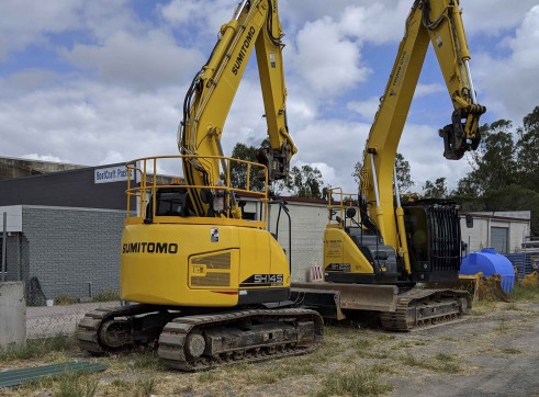 23.5T Sumitomo Excavator 5